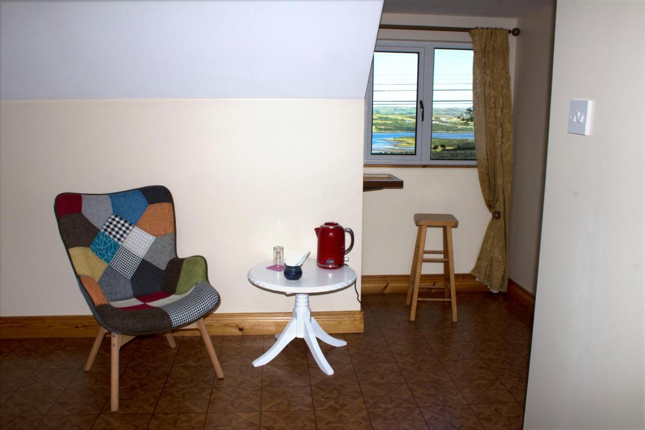 בליליפין Madra Rua Organic Accommodation מראה חיצוני תמונה